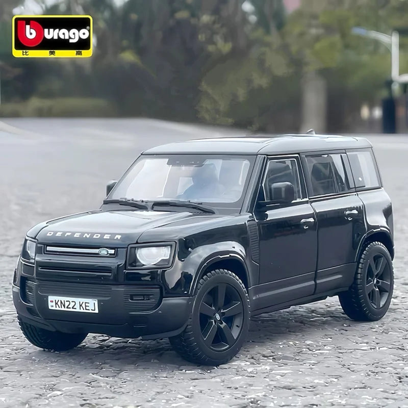 Bburago 1:24 Land Rover Defender 110 SUV Alloy Car Model Diecast Metal Off-road Vehicles Car Model High Simulation Kids Toy Gift