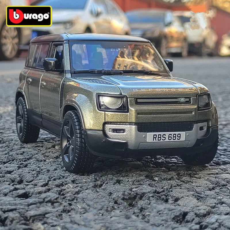 Bburago 1:24 Land Rover Defender 110 SUV Alloy Car Model Diecast Metal Off-road Vehicles Car Model High Simulation Kids Toy Gift
